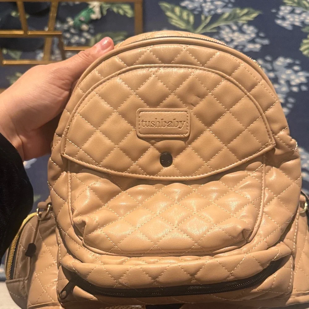 Quilted Tan Kids Tushbaby Accessory carry Bag